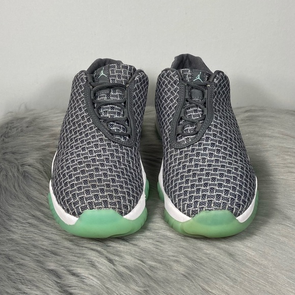 Air Jordan Future Low Wolf Grey Unisex Sneakers - Picture 3 of 8